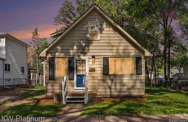 317 E MADGE Avenue Gallery 1
