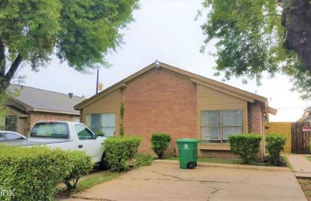 6013 Bonn Echo Ln - 6013 Bonn Echo Street, Houston, TX 77017