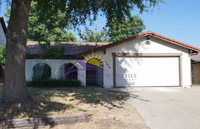 Beautiful 3 Bed 2 Bath 1,543 Sq. Ft. home in Citrus Heights photos photos