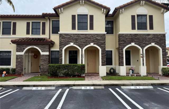 3204 SE 5th Ct photos photos