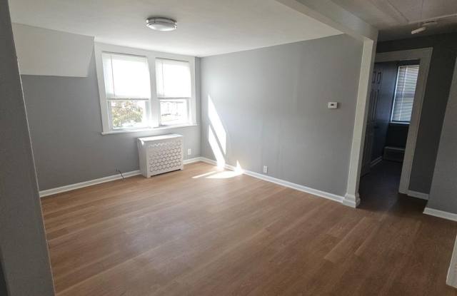582 Mereline Avenue Gallery 2