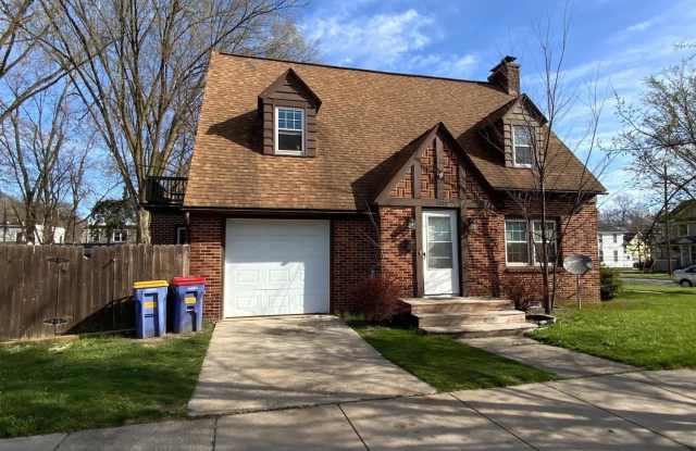 1205 Sibley Street NW - 1205 Sibley Street Northwest, Grand Rapids, MI 49504