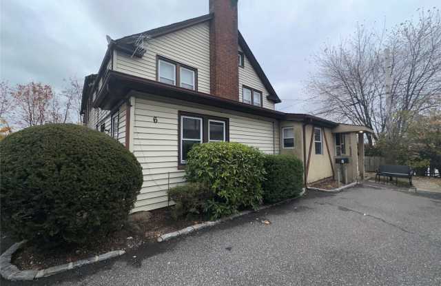 6 Florence Avenue - 6 Florence Avenue, Syosset, NY 11791