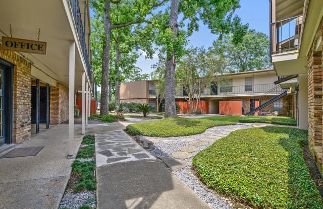Bienville Towers Gallery 4