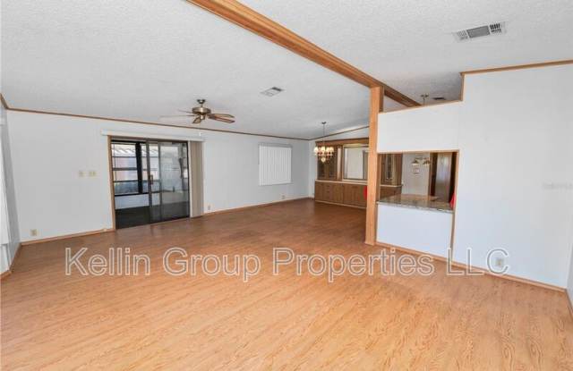 1706 Fox Hill Dr Gallery 3