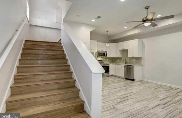 1732 N VEITCH STREET photos photos
