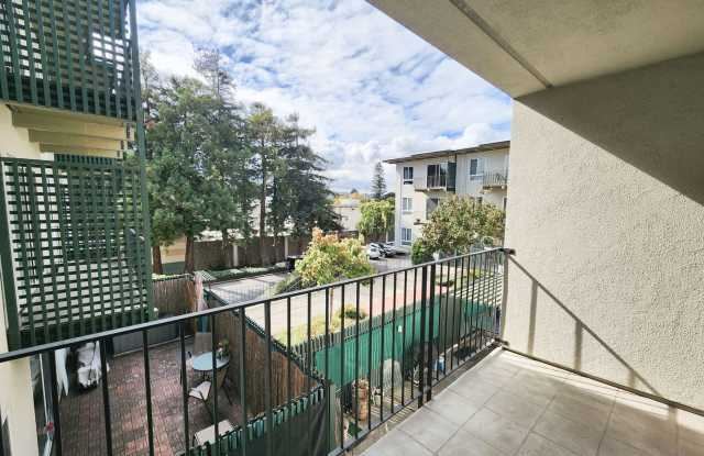 Woodlake two bed, 2 bath - 904 Peninsula Avenue, San Mateo, CA 94401