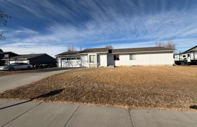 2923 Lampman - 3bd 2ba House photos photos