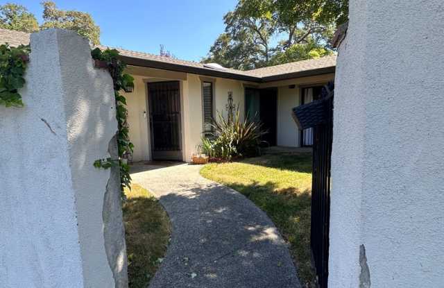Welcome to your dream rental in Auburn! photos photos