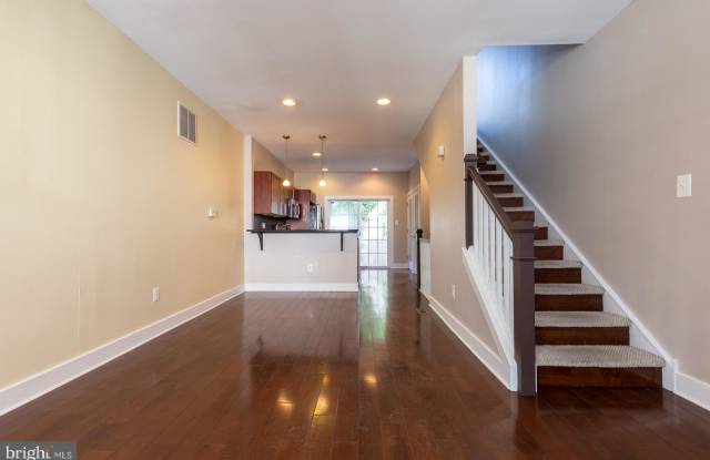 2012 KIMBALL STREET Gallery 4