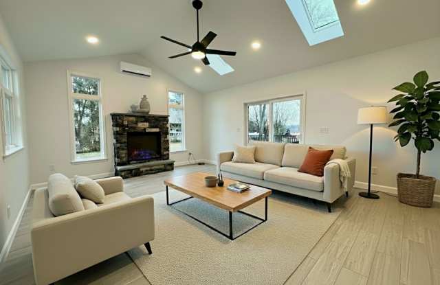 Newly Built 3 Bedroom 1.5 Bathroom Available in Spring Grove! photos photos