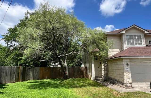 114 Cedargrove unit: 112 - 114 Cedargrove, San Marcos, TX 78666