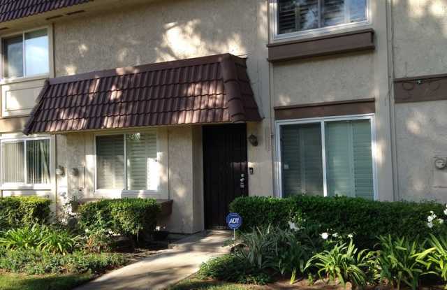 3 Bedrooms + Den/Office, available now! Gallery 1