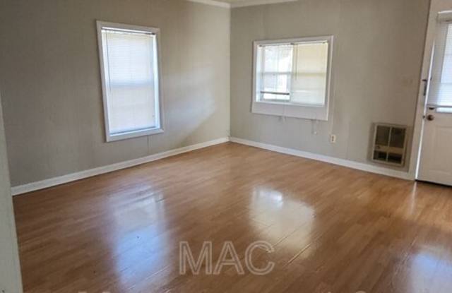 311 S Mark Twain St. photos photos