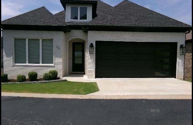 73 Tournay Circle Gallery 1