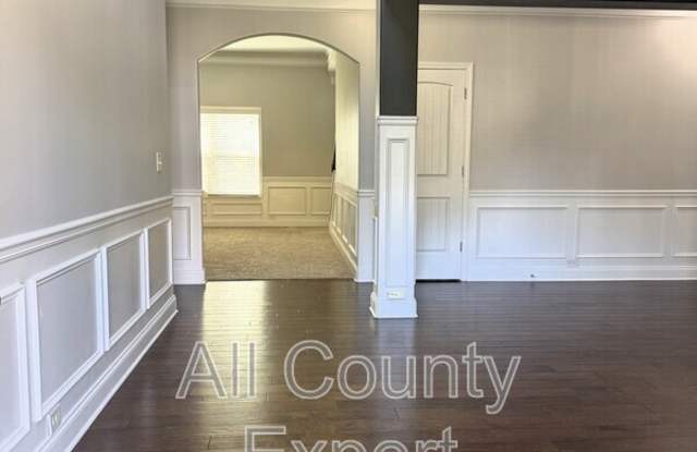 4215 Hopewell Manor Drive Gallery 2