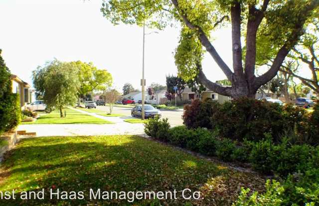 3802 Charlemange Ave. Gallery 2