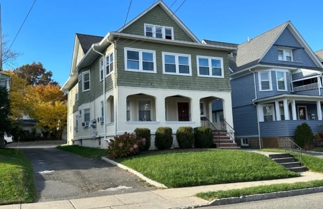 32 N Willow St - 32 North Willow Street, Essex County, NJ 07042