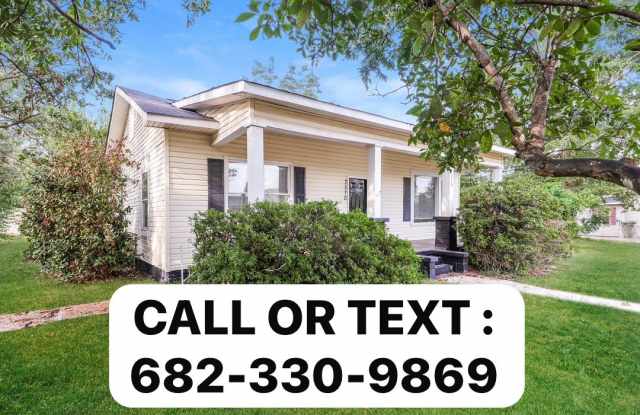 2604 4th St E, - 2604 4th Street East, Tuscaloosa, AL 35404