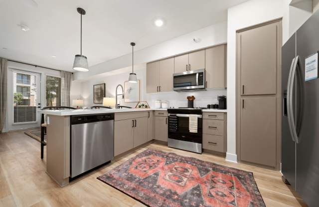 Overture Arcadia 55+ Active Adult Apartment Homes Gallery 3
