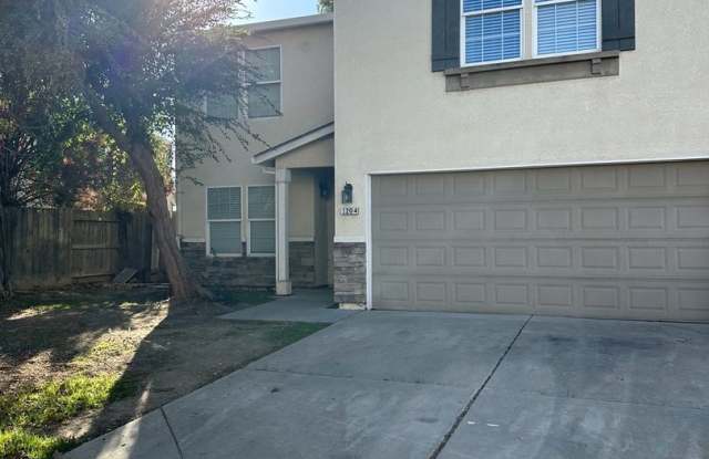 Spacious 1,647 Sq. Ft. North Merced Home – Available Now! Gallery 1
