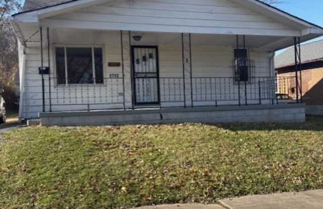 2712 Zedaker St - 2712 Zedaker Street, Youngstown, OH 44502