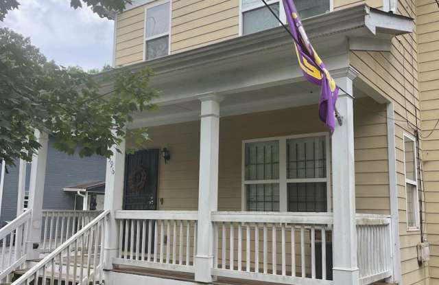 Cute Bungalow, Less Than Half Mile From Westside Beltline photos photos