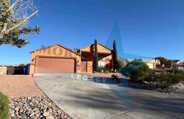 4 bedroom, 4 bath house - Must see landscaping! photos photos 4 bedroom, 4 bath house - Must see landscaping! photos photos