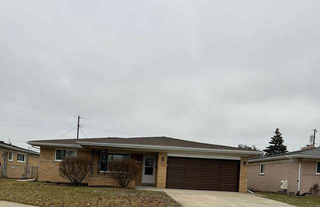 28866 Lund Avenue - 28866 Lund Avenue, Warren, MI 48093