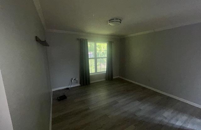5923 Garfield Avenue Gallery 2