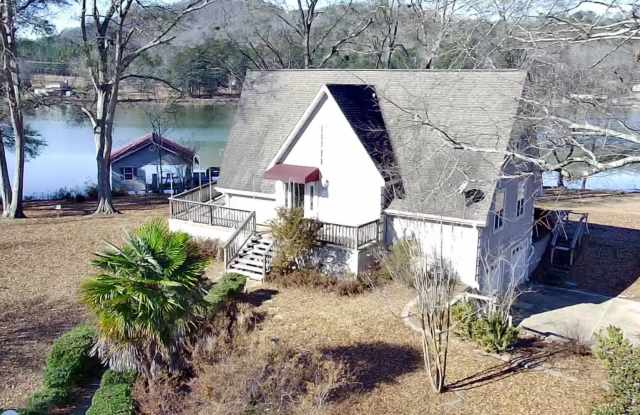 Coolant River Water Front 4 Bedrooms / 2 Full Bathrooms two Stories on Full Basement Gallery 3