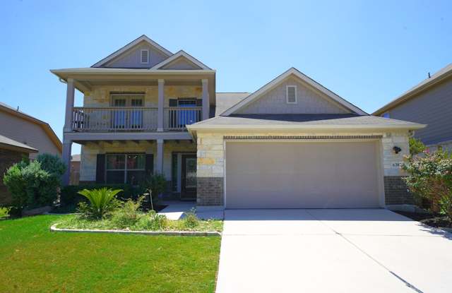 Great Home With Easy Access to IH 35 Available in New Braunfels. Realtor Commission: $500 photos photos
