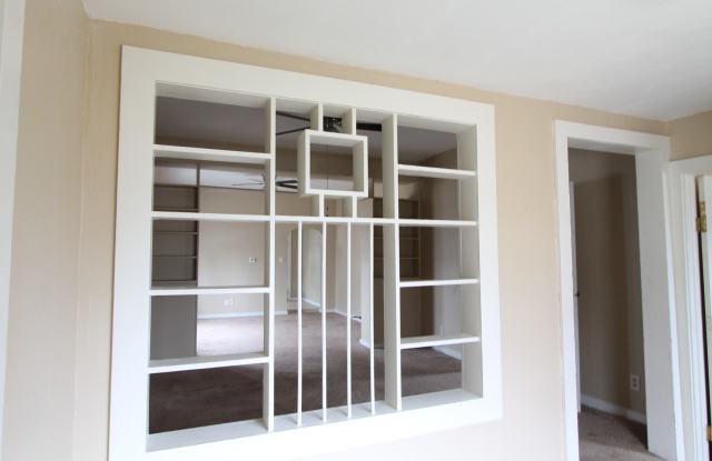 In-Unit Washer and Dryer Gallery 3