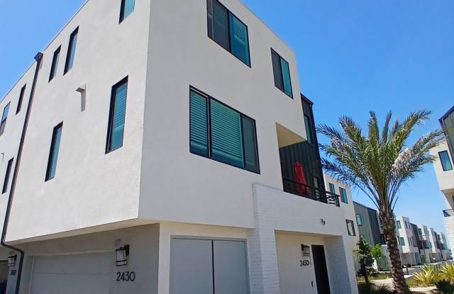Townhome in Otay Mesa New Construction photos photos