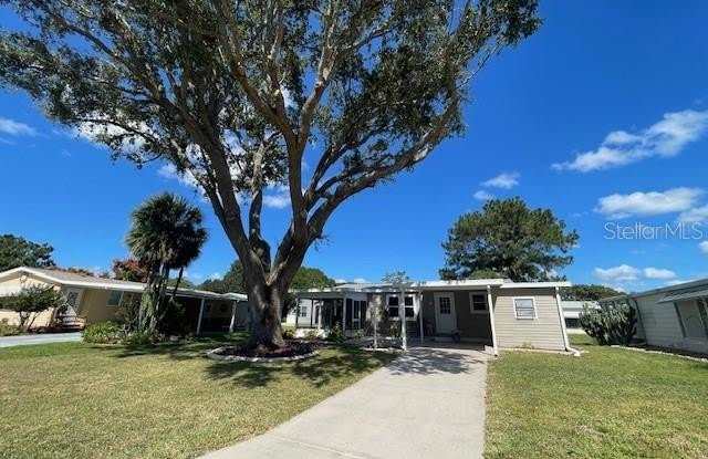 909 ORCHID STREET photos photos