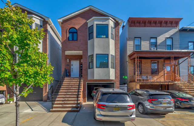 14 STEVENS AVE photos photos