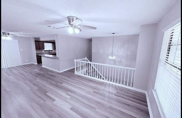 10 Crape Myrtle Place Gallery 3