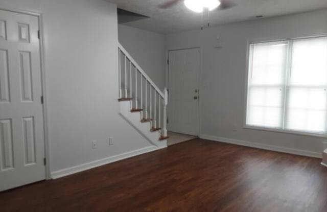 409 Cityview Lane Gallery 3