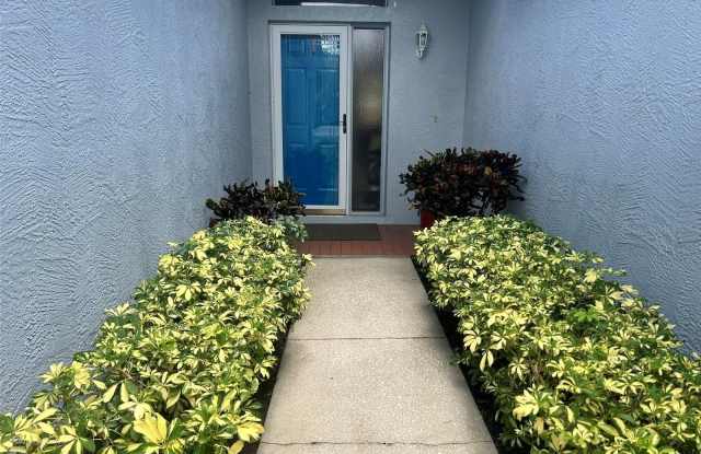 245 HEMINGWAY DRIVE photos photos