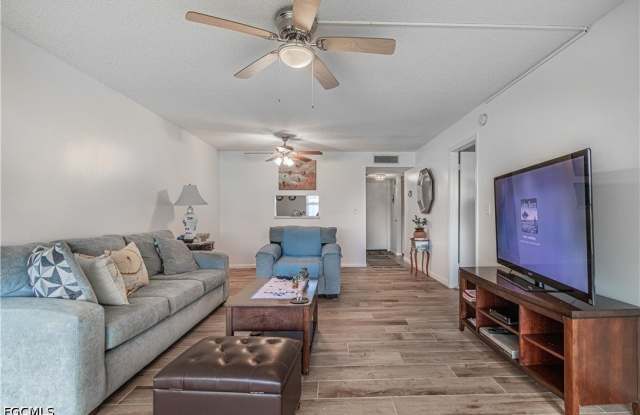 1580 Pine Valley Drive Gallery 3