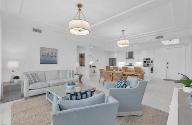 1135 3rd - 1135 3rd Street North, Naples, FL 34102