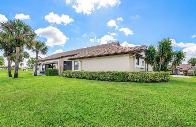 7205 Sweetbay Court Gallery 3