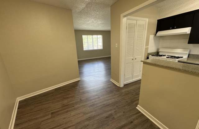 3701 SOUTHMOOR LANE Gallery 2