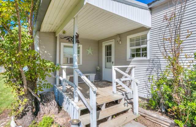 2330 Fisherman's Road Gallery 2