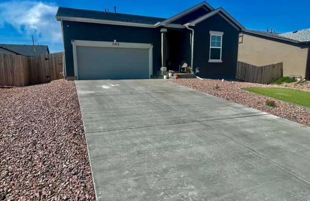 2222 Sunrise Ln photos photos