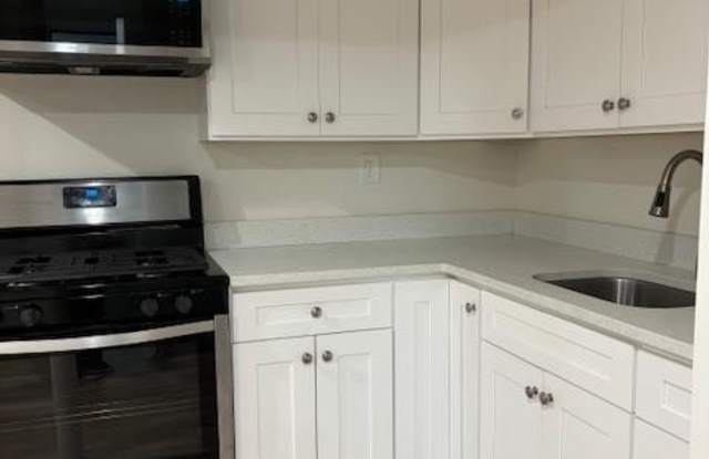 28 West Neck Road unit: 14 - 28 West Neck Road, Huntington, NY 11743