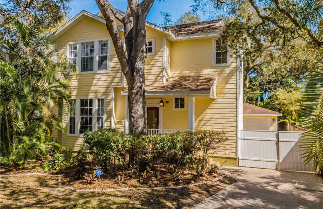 2508 S OBRAPIA STREET - 2508 South Obrapia Street, Tampa, FL 33629