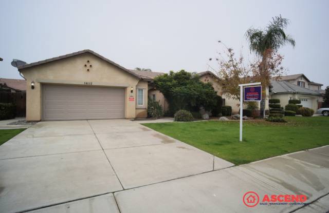 Beautiful Home in the Northwest! - 14612 Tralee Drive, Bakersfield, CA 93314