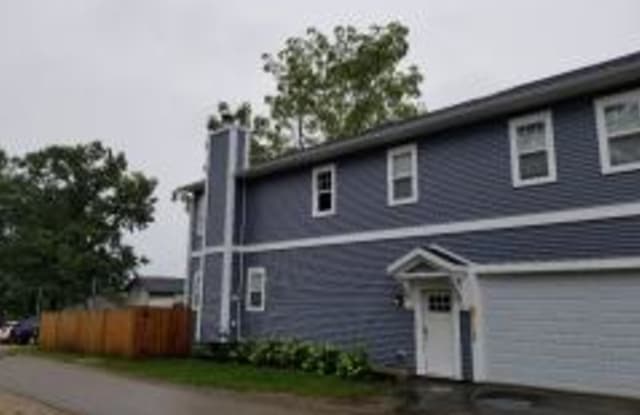 1619 Hiawatha Drive - 1619 Hiawatha Drive, Delavan Lake, WI 53115