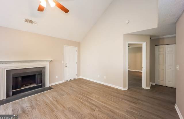 5760 Sable Glen Gallery 2